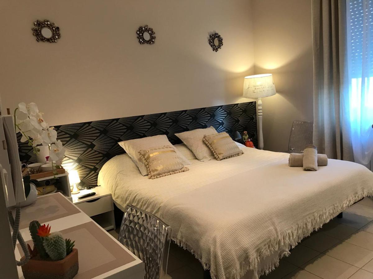 Bed and Breakfast Le Marty Narbona Esterno foto